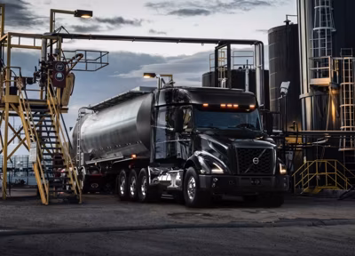 2026 Volvo VNX 400 37