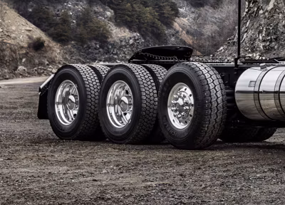 2025 Volvo VNX 740 11