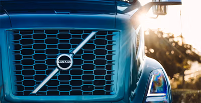 2026 Volvo 4x2 Straight truck 3