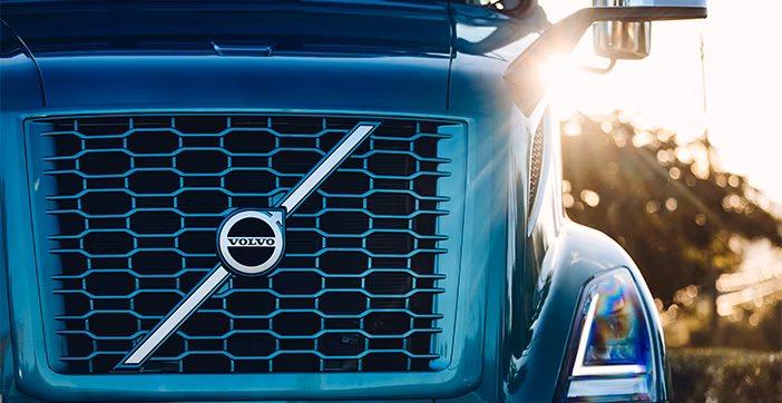 2026 Volvo 6x4 Tractor - Image 3