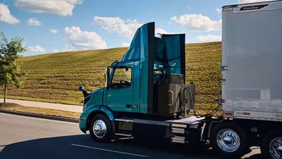 2026 Volvo 4x2 Tractor 18