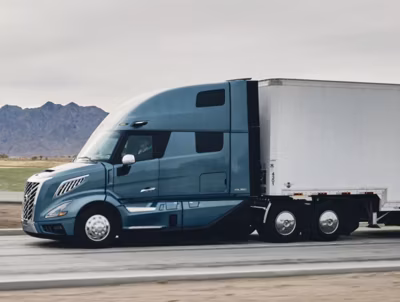 2025 Volvo VNL 660 9