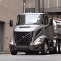 2026 Volvo VNR 440 - Image 4