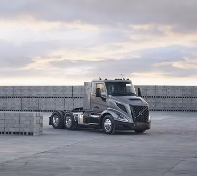 2025 Volvo VNR 440 35